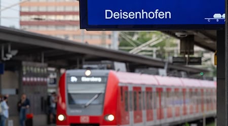 In München wird der S-Bahn-Verkehr wegen Bauarbeiten in den Ferien beeinträchtigt sein. (Symbolfoto) / Foto: Peter Kneffel/dpa