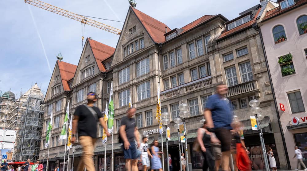 Das Kaufhaus Oberpollinger ist gerettet. / Foto: Peter Kneffel/dpa