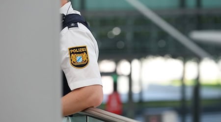 Nach den Flughafen-Blockaden von Klimademonstranten in Frankfurt und Köln/Bonn hat die Staatsregierung die Polizeipräsenz an Bayerns Flughäfen erhöht. / Foto: Karl-Josef Hildenbrand/dpa