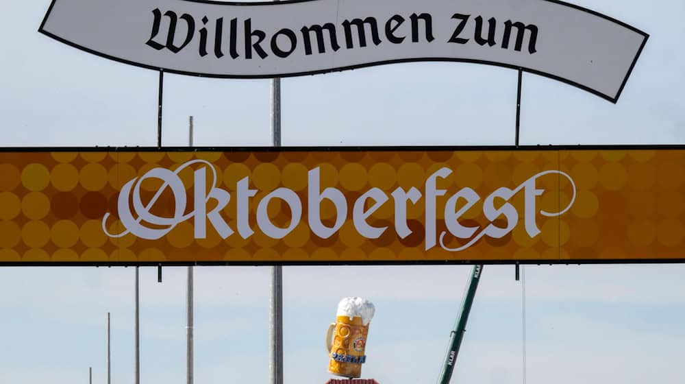 Das 189. Oktoberfest findet vom 21. September bis 6. Oktober 2024 auf der Münchner Theresienwiese statt. / Foto: Peter Kneffel/dpa