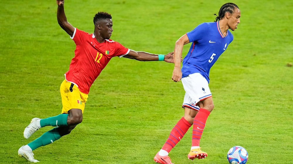 Freiburgs Kiliann Sildillia hat beim olympischen Fußball-Turnier für Frankreich getroffen. / Foto: Julio Cortez/AP/dpa