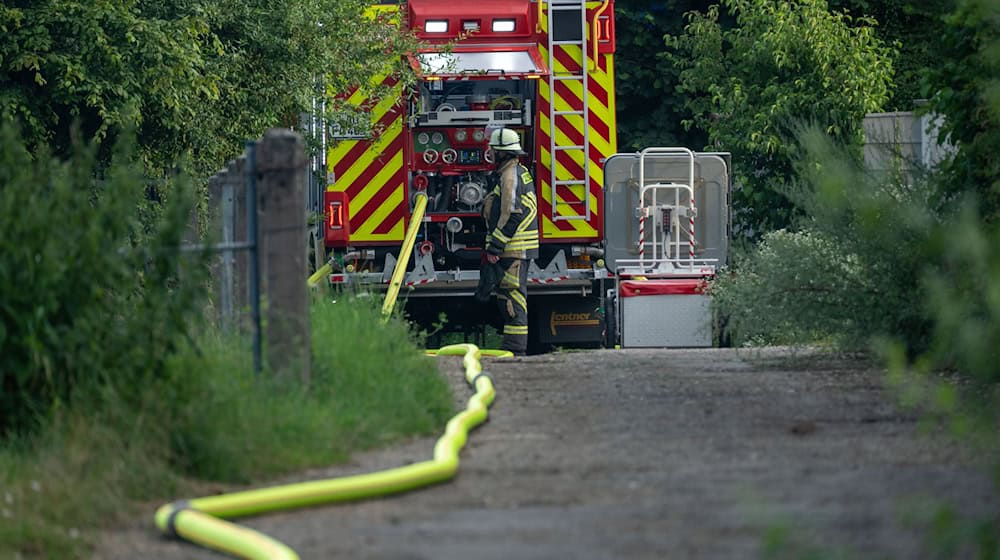 Die vermisste Frau eines Brandstifters aus Altdorf könnte ebenfalls verbrannt sein. (Archivfoto)  / Foto: Pia Bayer/dpa