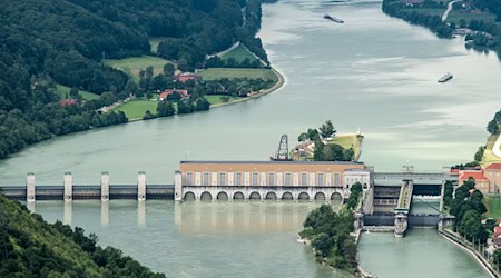 Der neue Energiespeicher soll als Erweiterung des bestehenden Donaukraftwerks Jochenstein entstehen. / Foto: picture alliance / dpa