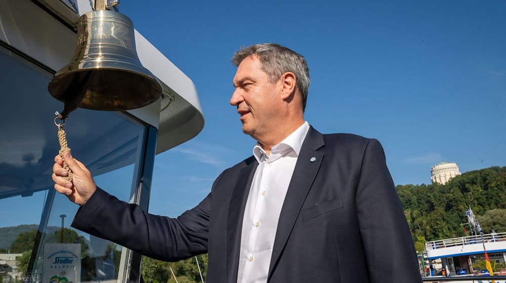 Läutet Markus Söder hier die Schlussrunde für den Wassercent ein? Bald soll der Gesetzentwurf vorliegen. (Fotoarchiv)  / Foto: Peter Kneffel/dpa