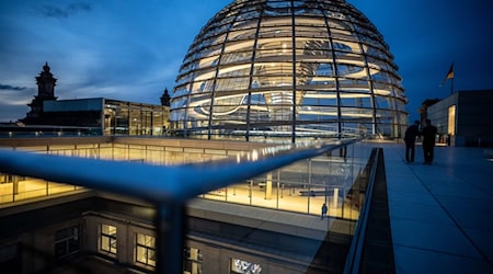 Die SPD sieht nach dem Karslruher Wahlrechts-Urteil keinen akuten Handlungsbedarf. Archivbild / Foto: Michael Kappeler/dpa