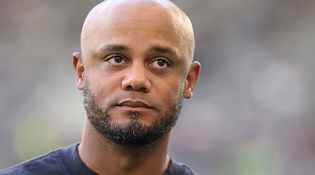 Vincent Kompany freut sich auf sein Arena-Debüt als Bayern-Trainer. / Foto: Swen Pförtner/dpa