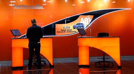 «Jahr des Übergangs»: Sixt peilt 2024 nur noch 340 bis 390 Millionen Euro Gewinn an. / Foto: Clara Margais/dpa