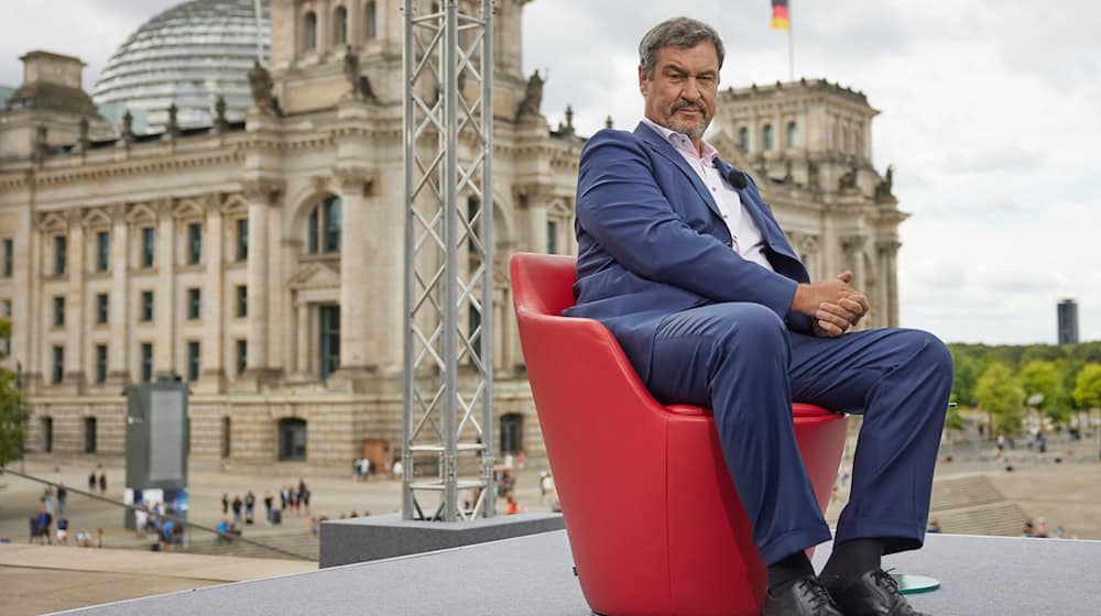 Bayerns Ministerpräsident Markus Söder (CSU) will nach dem Anschlag von Solingen schnellere Abschiebungen von abgelehnten Asylbewerbern.  / Foto: Joerg Carstensen/dpa