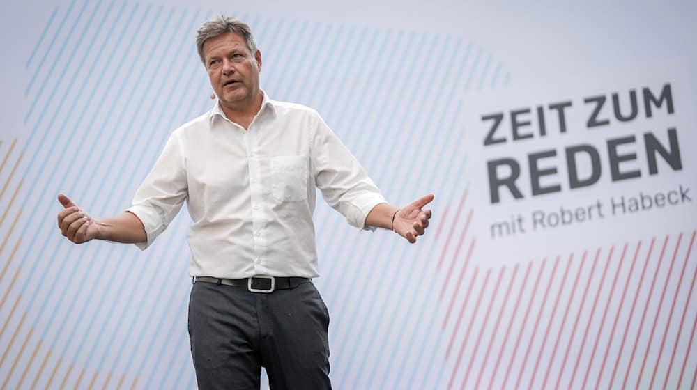 Inhaltlich-fachlich könne er Markus Söder nicht mehr ernst nehmen, sagte Robert Habeck bei einem Bürgerdialog.  / Foto: Kay Nietfeld/dpa