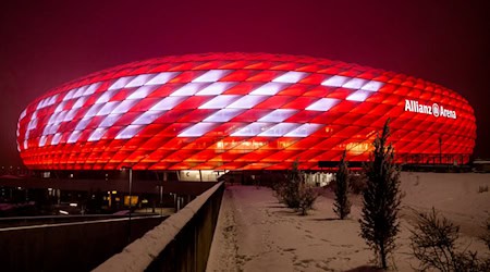 Nach seinem Tod prangte sein Name auf dem Stadion - nun soll der Platz davor heißen wie er.  / Foto: Lennart Preiss/dpa