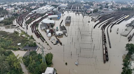 So sieht es im benachbarten Tschechien aus - Bayern bietet deshalb Hilfe an. / Foto: Sznapka Petr/CTK/dpa