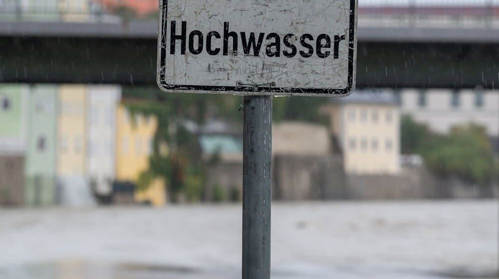 Der Dauerregen in Teilen Bayerns hält an. / Foto: Armin Weigel/dpa