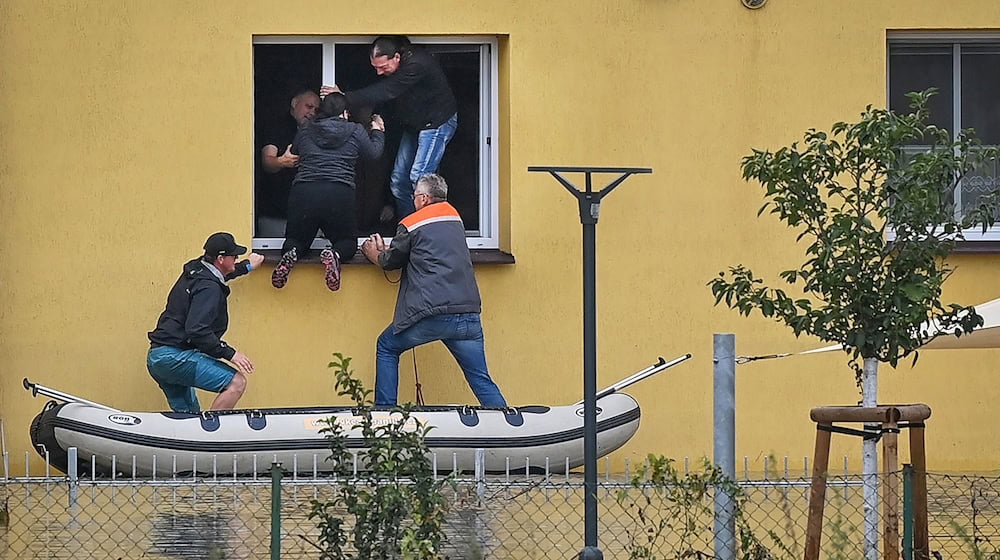 Mindestens 18 Menschen kamen in den Fluten ums Leben.  / Foto: Ožana Jaroslav/CTK/dpa