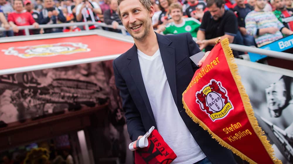 Der Ex-Leverkusener Stefan Kießling freut sich auf das Topspiel gegen die Bayern. / Foto: Rolf Vennenbernd/dpa