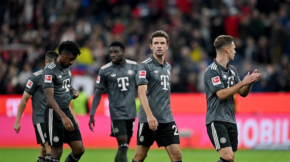 Geht beim FC Bayern voran: Joshua Kimmich (r). / Foto: Sven Hoppe/dpa