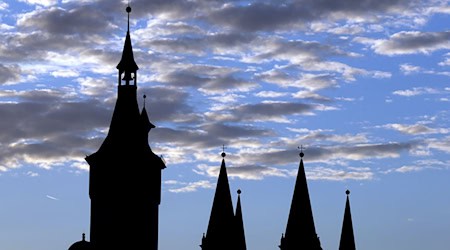 Die Silhouette von Würzburg, Ort des Katholikentages 2026 (Archivbild).  / Foto: Karl-Josef Hildenbrand/dpa