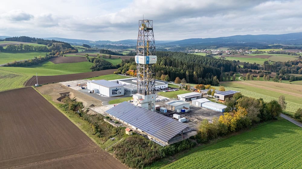 Die Kontinentale Tiefbohrung (KTB) ist vor 30 Jahren in 9101 Metern Tiefe gestoppt worden. Bis heute wird auf dem Gelände in der Oberpfalz geforscht. / Foto: Armin Weigel/dpa