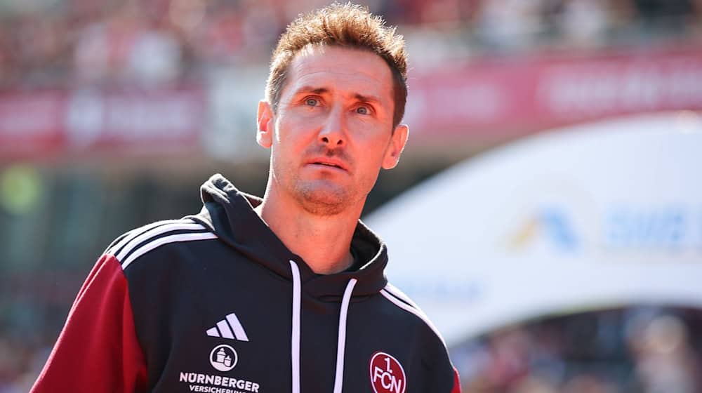 Den erhofften Schwung hat Trainer Miroslav Klose beim 1. FC Nürnberg noch nicht gebracht. / Foto: Daniel Karmann/dpa