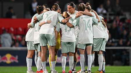 Gemeinsam stärker? Der Frauenfußball will sich mithilfe einer Projektgesellschaft stärker professionalisieren. / Foto: Hendrik Schmidt/dpa