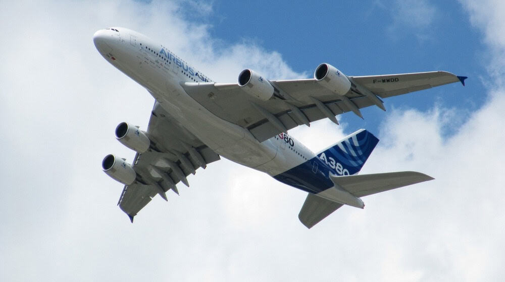 Airbus A380 / Bild von adueck auf Pixabay