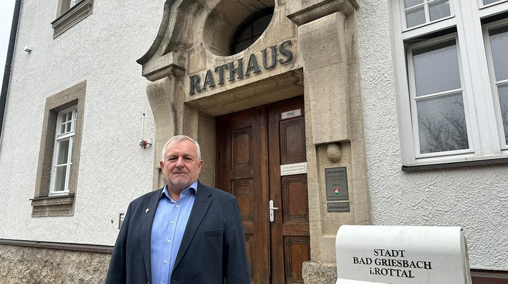 Der stellvertretende Bürgermeister von Bad Griesbach, Georg Greil, wies an, weitere Geflüchtete aus der Ukraine registrieren zu lassen. / Foto: Ute Wessels/dpa