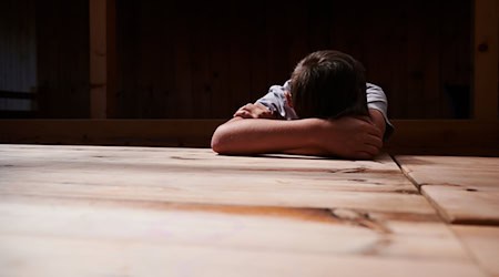 Die AWO Bayern hat Missstände in einem Kurheim für Kinder zwischen 1948 und 1973 in einer Studie untersucht. (Symbolbild) / Foto: Annette Riedl/dpa