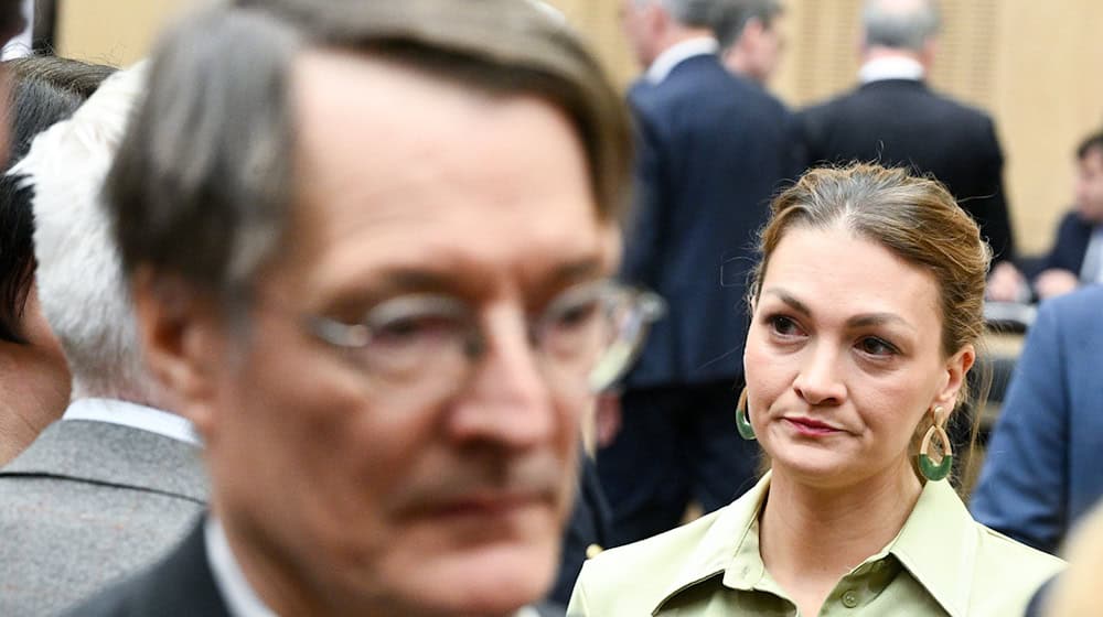 Bayerns Gesundheitsministerin Judith Gerlach (CSU) will die Krankenhausreform von Bundesgesundheitsminister Karl Lauterbach (SPD) in den Vermittlungsausschuss verweisen. / Foto: Sebastian Christoph Gollnow/dpa