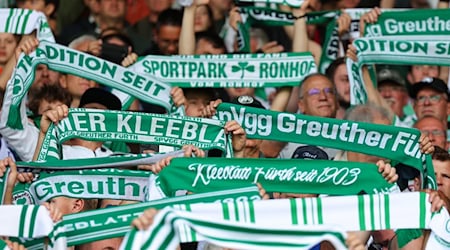 Die SpVgg Greuther Fürth baut ihren sportlichen Bereich weiter um. / Foto: Daniel Karmann/dpa