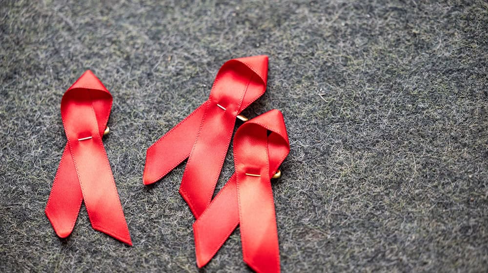 Am 1. Dezember ist Welt-Aids-Tag. (Symbolbild) / Foto: Hannes P. Albert/dpa