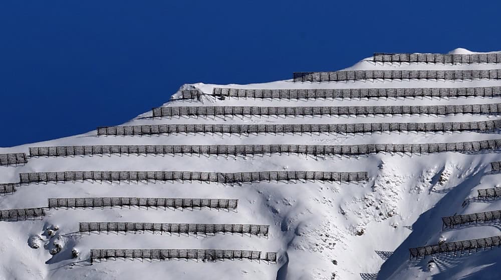 Der Neuschnee sorgt in den Alpen für Lawinengefahr. (Archivbild) / Foto: Karl-Josef Hildenbrand/dpa