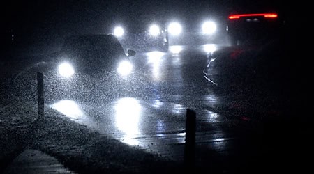 Der Deutsche Wetterdienst (DWD) erwartete für das Allgäu und Teile Oberbayern bis Freitag starken Schneefall. / Foto: Sven Hoppe/dpa