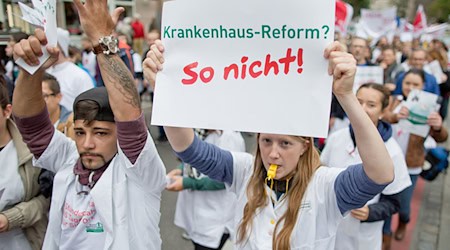 Die BKG drängt auf schnelle Nachbesserungen an der Krankenhausreform. (Archivbild) / Foto: Daniel Karmann/dpa