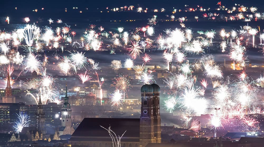 Über die Stadt verteilt oder zentral an einem Ort? München soll eine «Silvestermeile» bekommen. / Foto: Lennart Preiss/dpa