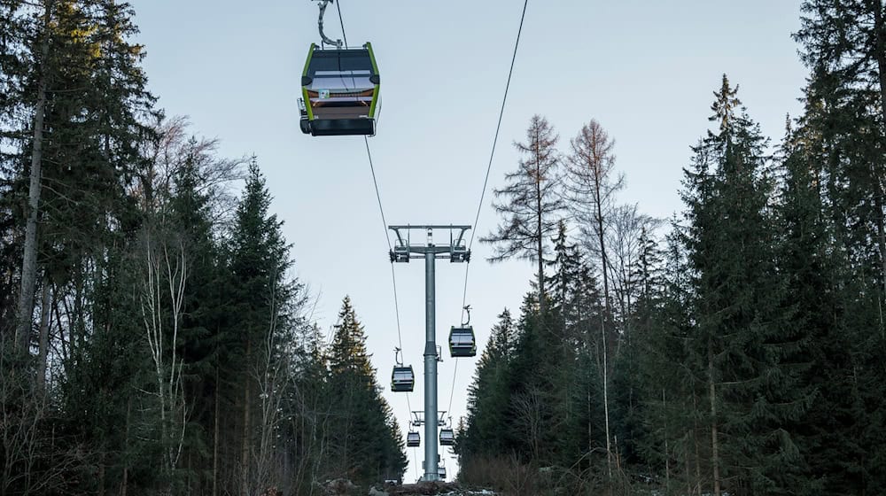 Die Seilbahn Nord am Ochsenkopf fährt bereits seit Dezember 2023. Am 6. Dezember 2024 geht die Bahn an der Südseite des Bergs in Betrieb. (Archivfoto) / Foto: Daniel Vogl/dpa