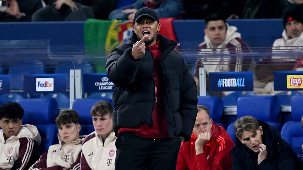 Trainer Vincent Kompany absolviert mit den Bayern am 6. Januar keinen Doppeltest mehr. / Foto: David Inderlied/dpa