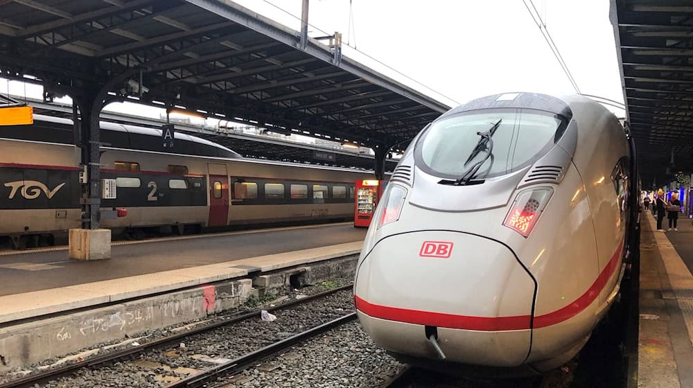 Der Bahnverkehr zwischen Deutschland und Frankreich soll ausgebaut werden. (Archivbild) / Foto: Michael Evers/dpa