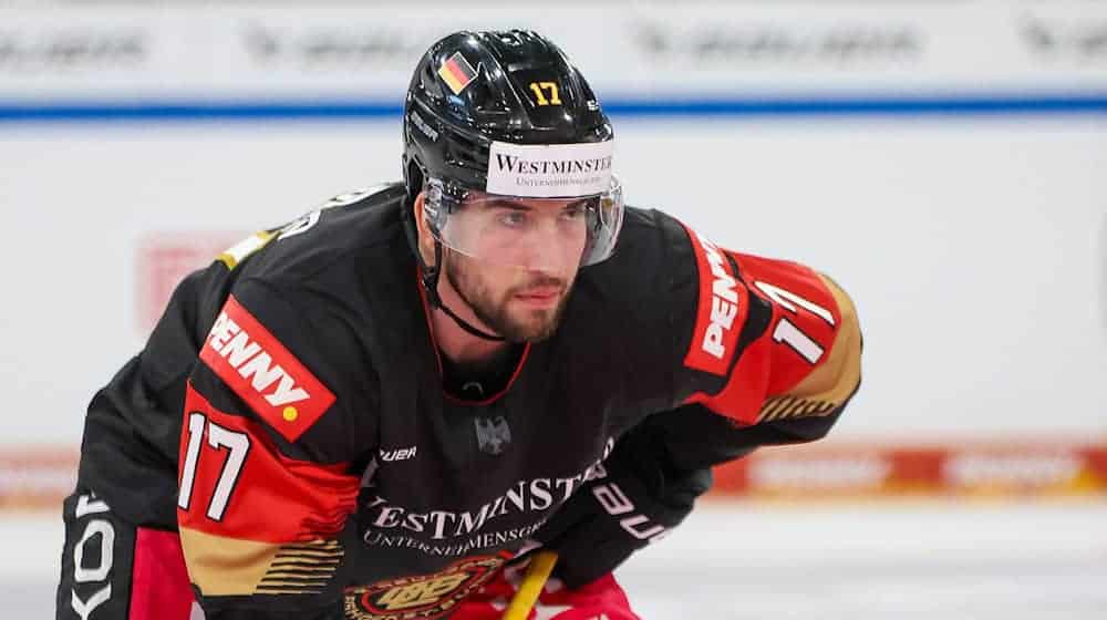 Schwer an Krebs erkrankt: Eishockey-Nationalspieler Tobias Eder. / Foto: Christian Kolbert/dpa