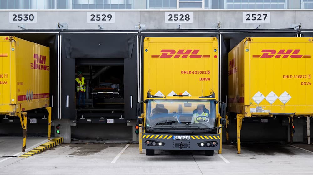 Auch das Paketzentrum in Aschheim bei München ist betroffen. (Archivbild) / Foto: Sven Hoppe/dpa