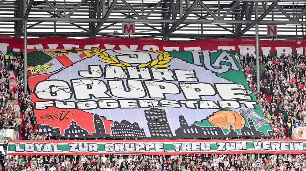 Gegen mehrere Fans des FC Augsburg ist ein Betretungs- und Aufenthaltsverbot rund um das Bundesligaspiel beim FSV Mainz 05 ausgesprochen worden. / Foto: Harry Langer/dpa