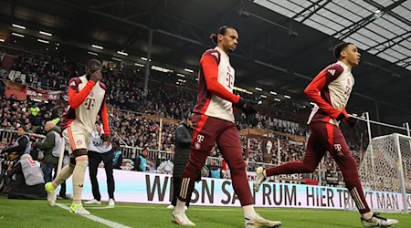 Weil sie zu spät auf den Platz kamen, wurde eine Strafe fällig. / Foto: Christian Charisius/dpa