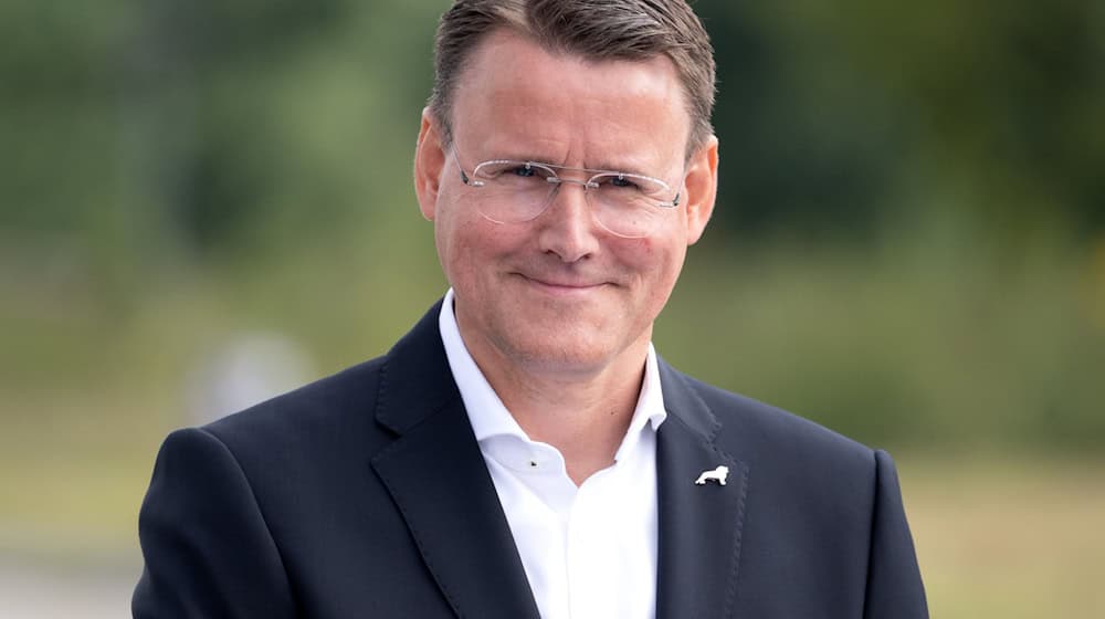 MAN-Chef Alexander Vlaskamp. Der Lkw-Hersteller nimmt in Nürnberg die Serienproduktion seiner letzten Dieselmotor-Generation für schwere Lastwagen auf. (Foto: Archiv) / Foto: Sven Hoppe/dpa