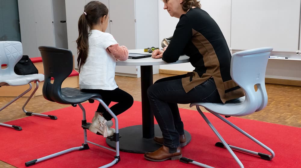 Bayern erhebt flächendeckend den Sprachstand der angehenden Vorschulkinder.  / Foto: Peter Kneffel/dpa