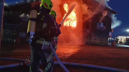 Die Hütte war ein beliebtes Ausflusgziel. / Foto: Feuerwehr Bad Brückenau/dpa