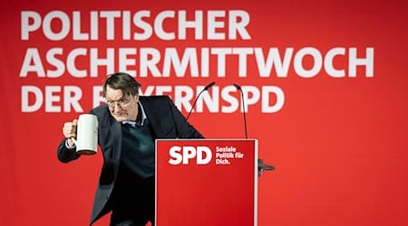 Trat für die SPD als Hauptredner beim politischen Aschermittwoch in Vilshofen an: Karl Lauterbach. / Foto: Lukas Barth/dpa