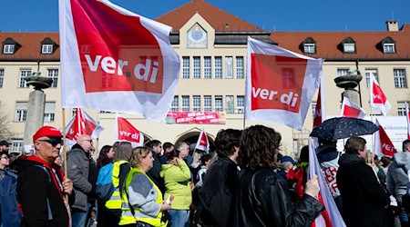 Die Warnstreiks sollen in den kommenden Tagen in zahlreichen Bereichen in Bayern zu spüren sein. (Archivbild) / Foto: Sven Hoppe/dpa