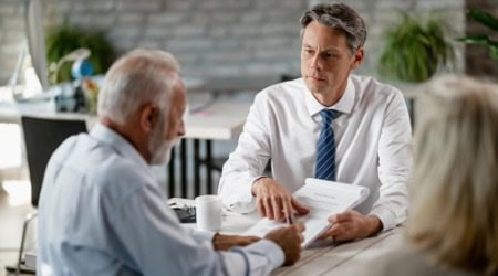 Vertrauen ist entscheidend – freie Anwaltswahl dank Rechtsschutzversicherung. / Bild von Drazen Zigic auf freepik.com