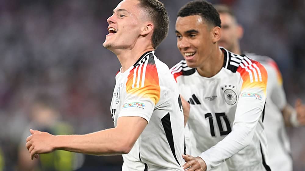 Bald in einer Vereins-Mannschaft? Florian Wirtz (l) und Jamal Musiala. / Foto: Sven Hoppe/dpa