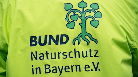 Der Bund Naturschutz kämpft weiter gegen ein geplantes Wasserkraftwerk an der Salzach. (Symbolbild) / Foto: Daniel Vogl/dpa