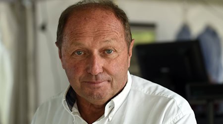 Jochen Mass: Rennfahrer mit Seemann-Herz. / Foto: picture alliance / dpa