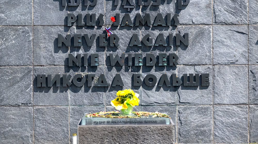 Die Zentrale Gedenkfeier zum 80. Jahrestag der Befreiung findet am Sonntag statt. / Foto: Sven Hoppe/dpa